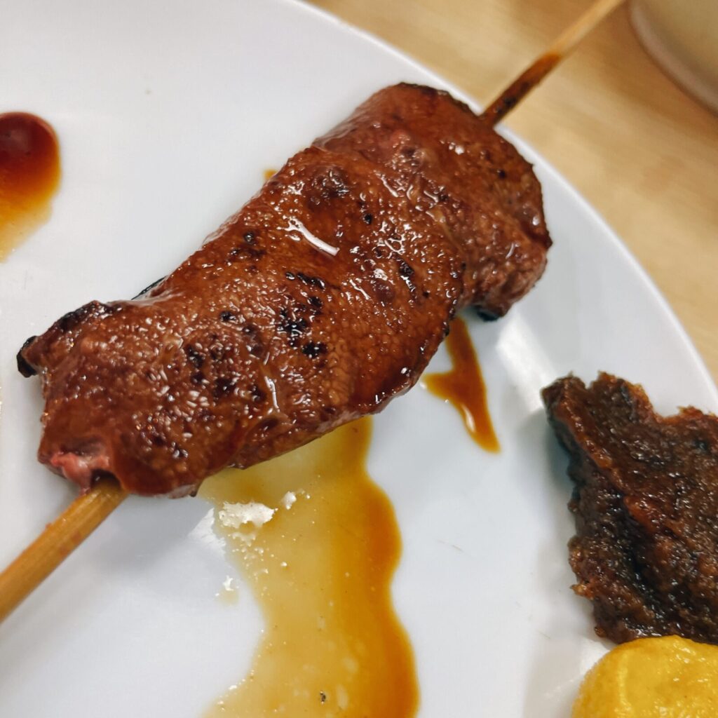 阿佐ヶ谷「鳥正」串焼 れば (豚レバー串)