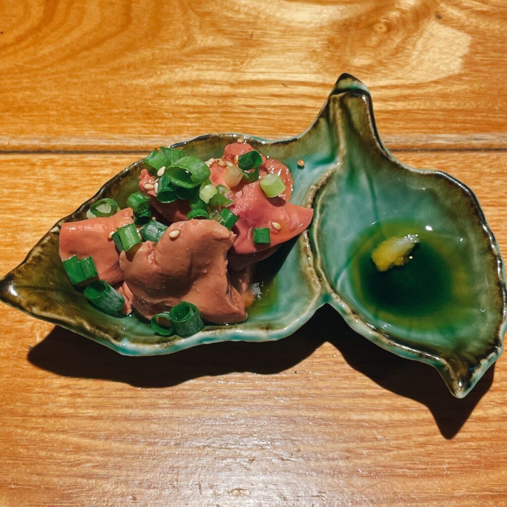 赤羽「いいとこ鶏」とろける濃厚上レバー(低温調理レバ刺し)