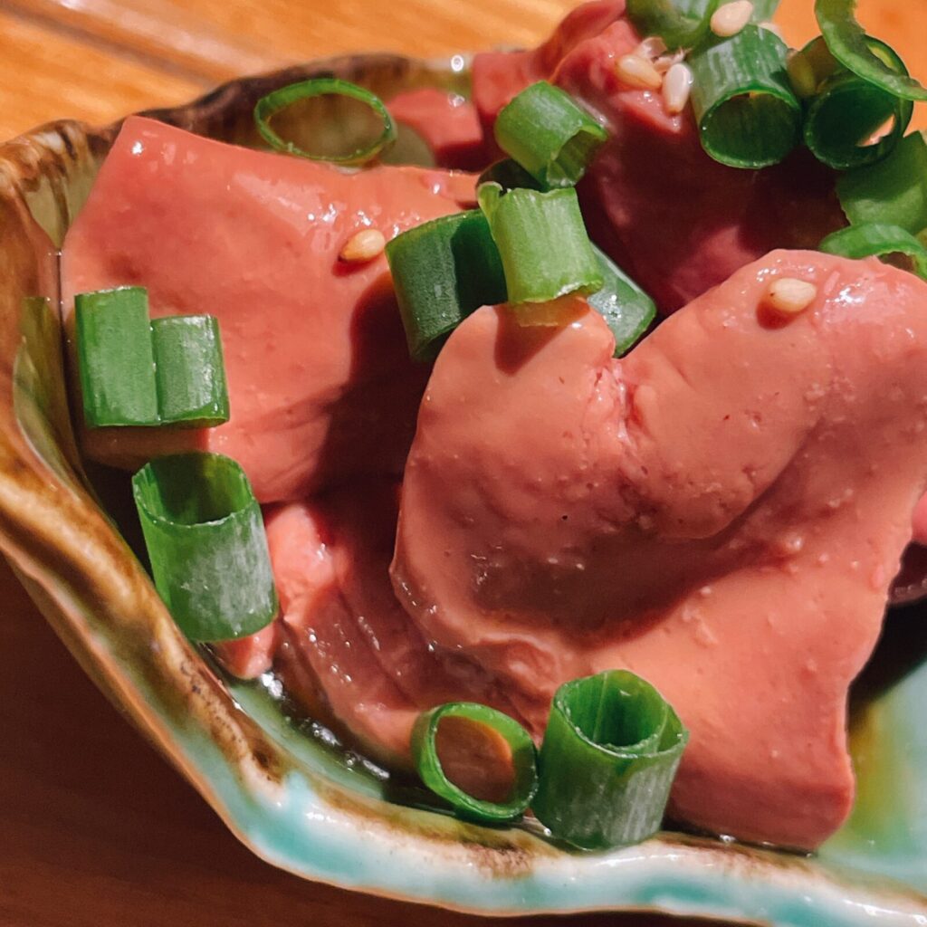 赤羽「いいとこ鶏」とろける濃厚上レバー(低温調理レバ刺し)