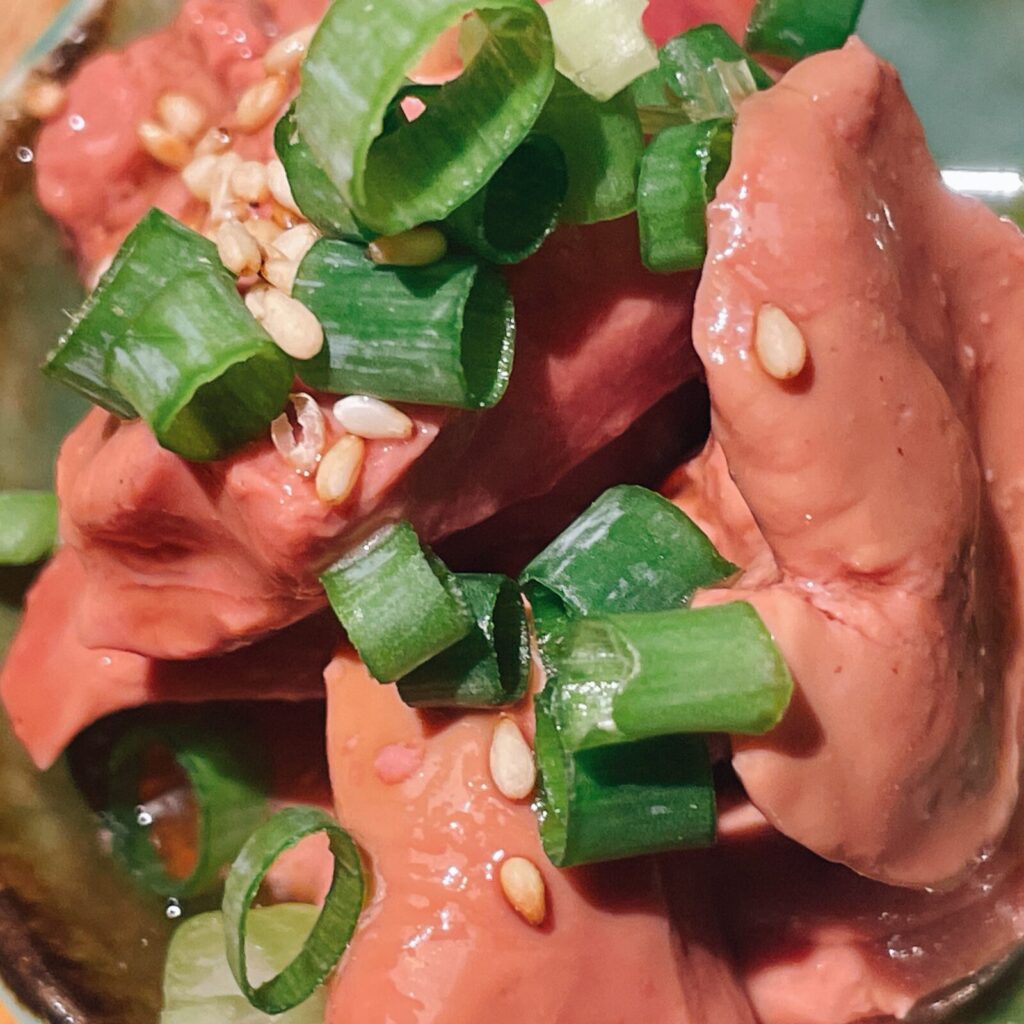 赤羽「いいとこ鶏」とろける濃厚上レバー(低温調理レバ刺し)