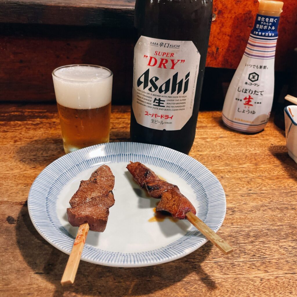 巣鴨「煮込 千成 本店」モツ焼レバ