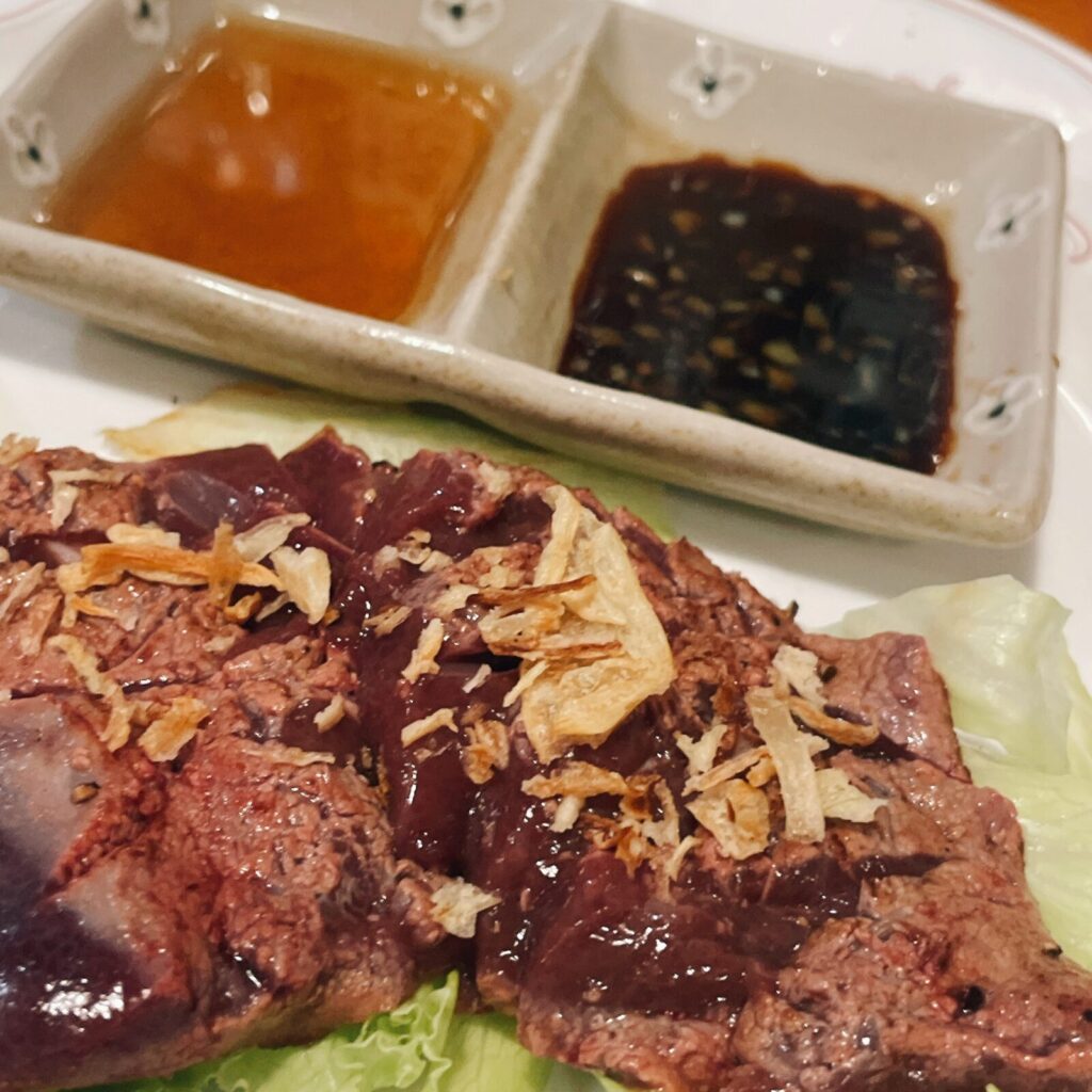 ひばりヶ丘「チノス」レバーステーキ