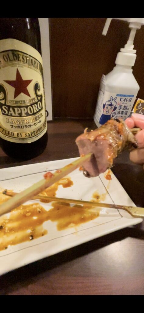 池袋とん長のレバー串