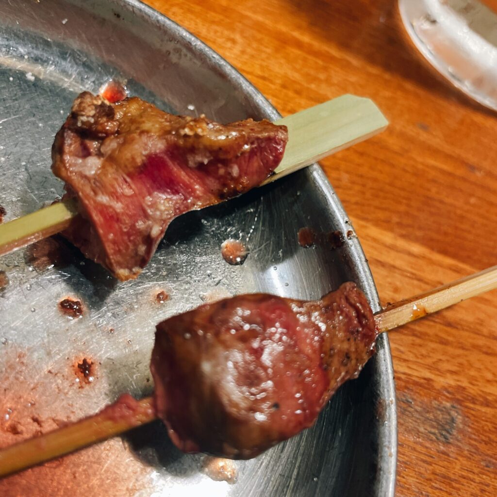 中野「元祖中野屋」の焼き鳥。レバー串。