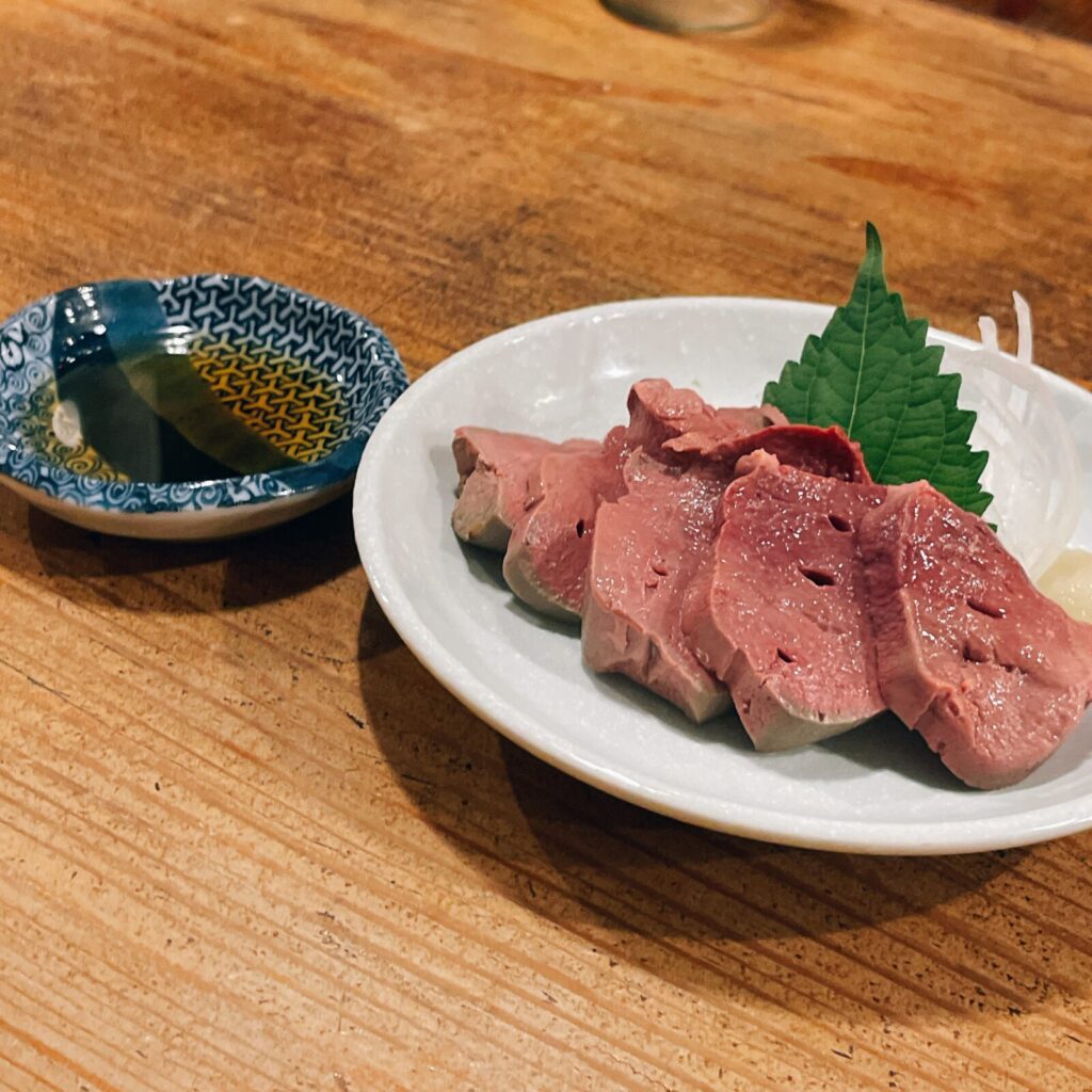 池袋「だいだら」低温調理冷製肉刺しレバ刺し