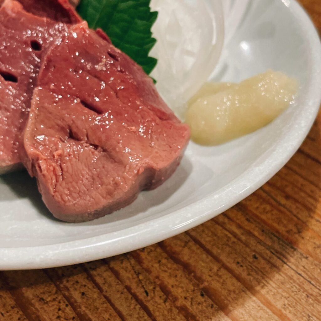 池袋「だいだら」低温調理冷製肉刺しレバ刺し