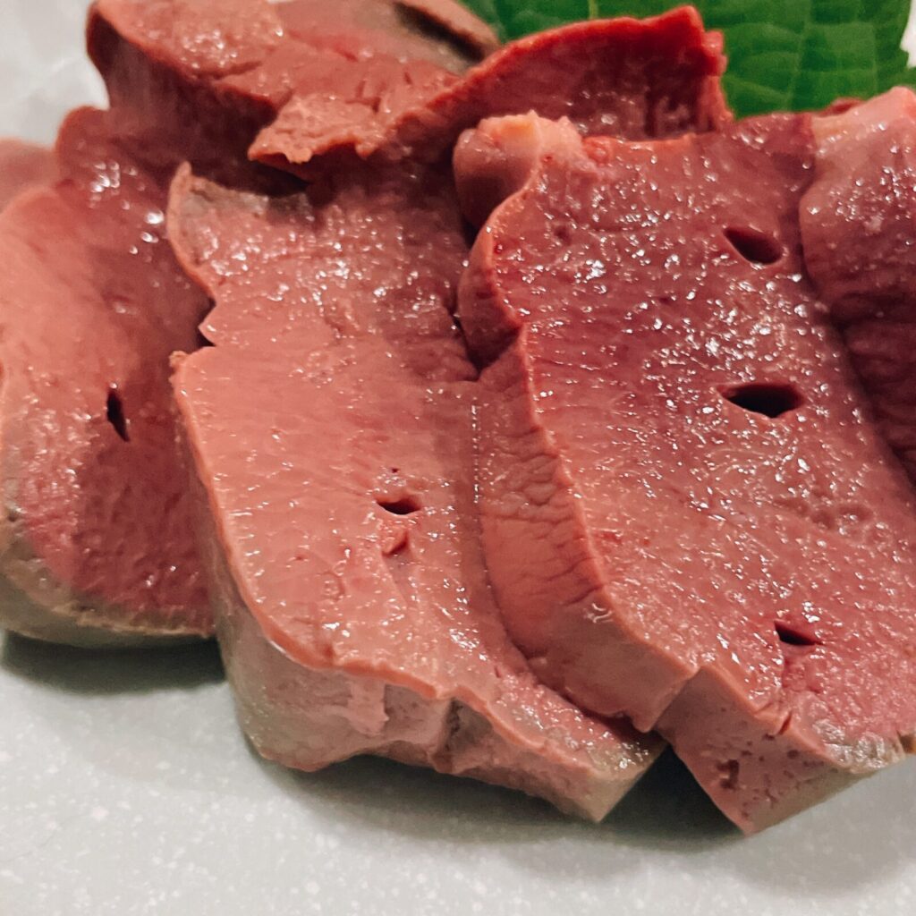 池袋「だいだら」低温調理冷製肉刺しレバ刺し