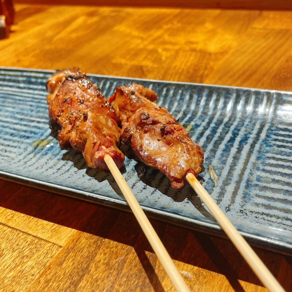 ひばりヶ丘「ひじり亭」大山鶏白レバー串