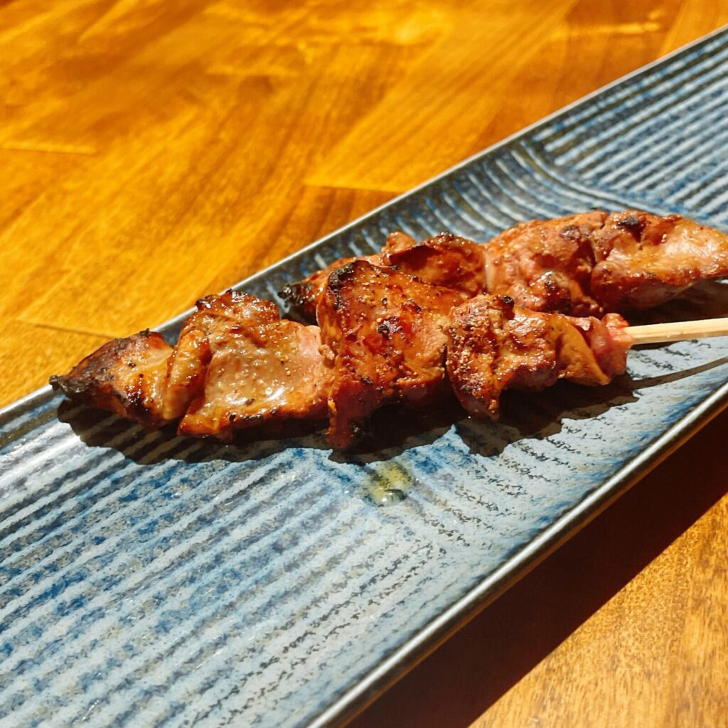 ひばりヶ丘「ひじり亭」大山鶏白レバー串