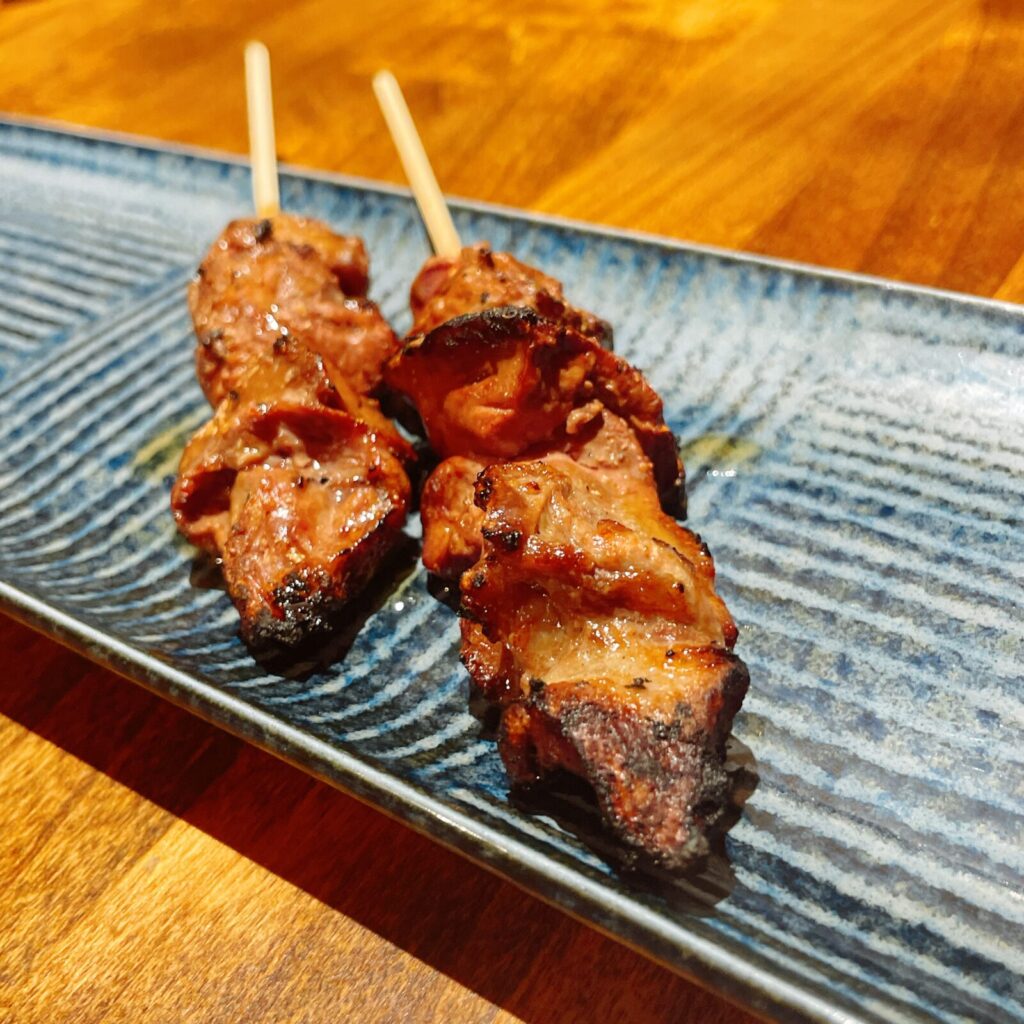 ひばりヶ丘「ひじり亭」大山鶏白レバー串