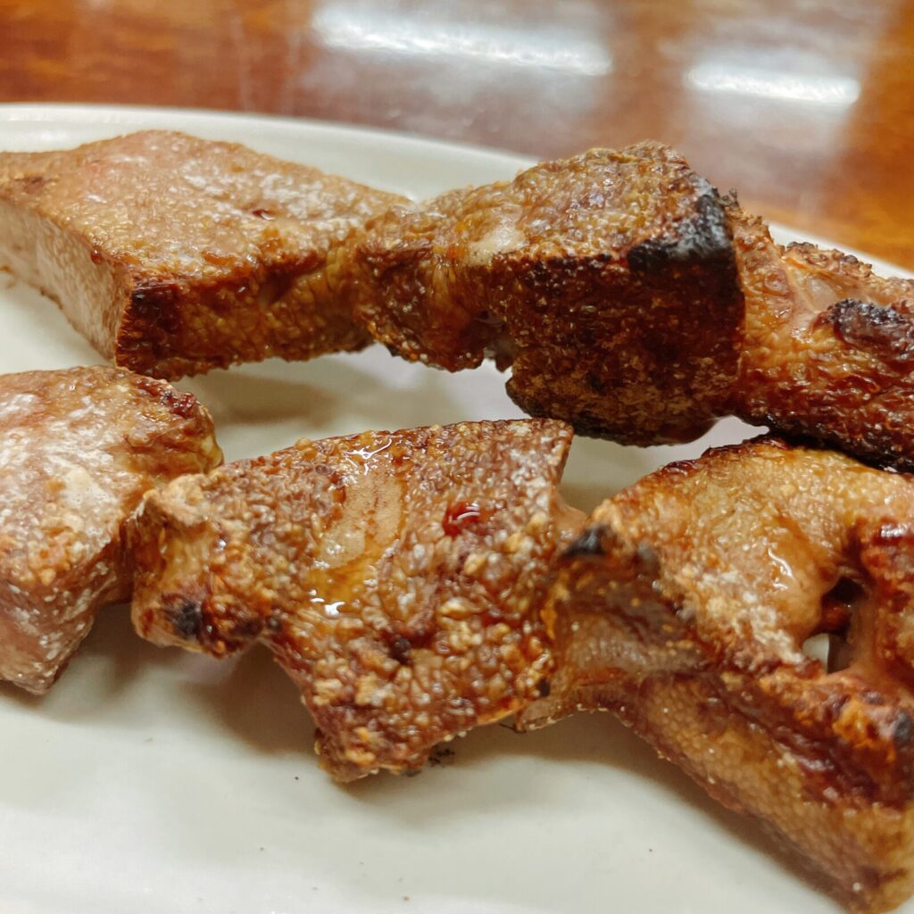 池袋「豊田屋」やきとん レバー串