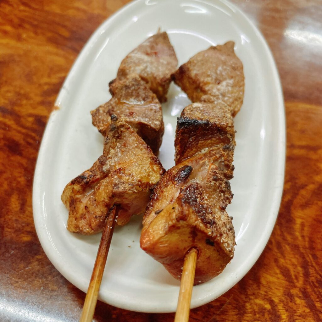 池袋「豊田屋」やきとん レバー串