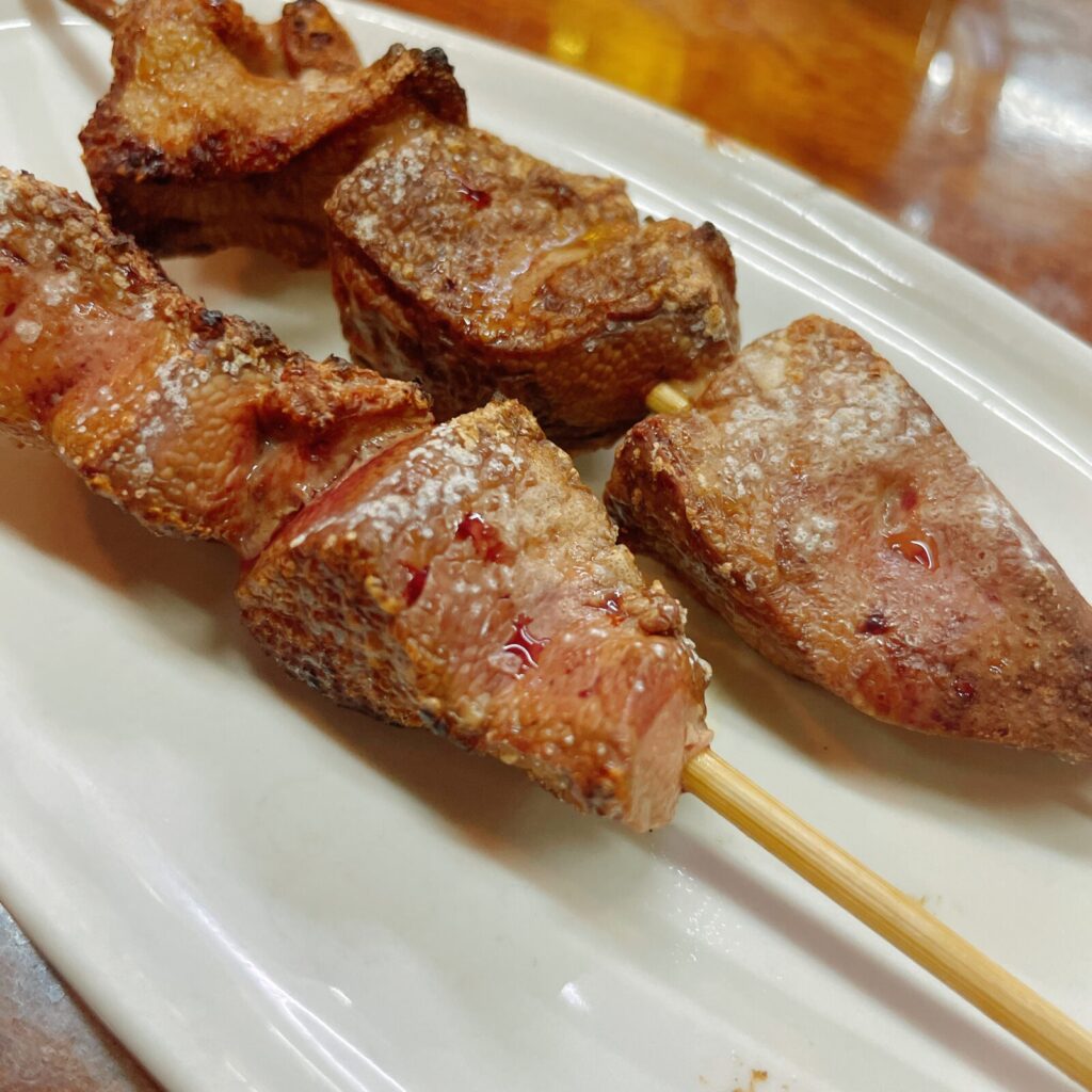 池袋「豊田屋」やきとん レバー串