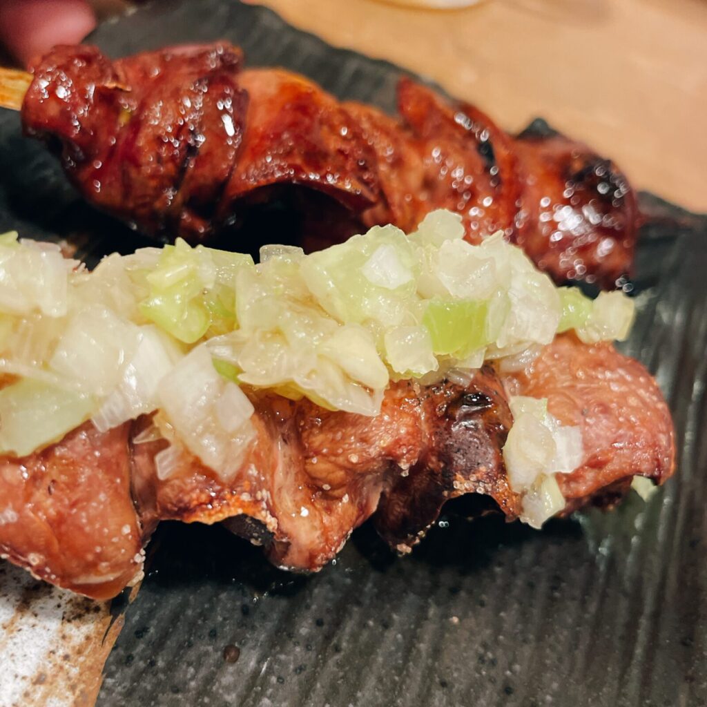 池袋「しょうちゃん」焼き鳥レバー串・白レバー串