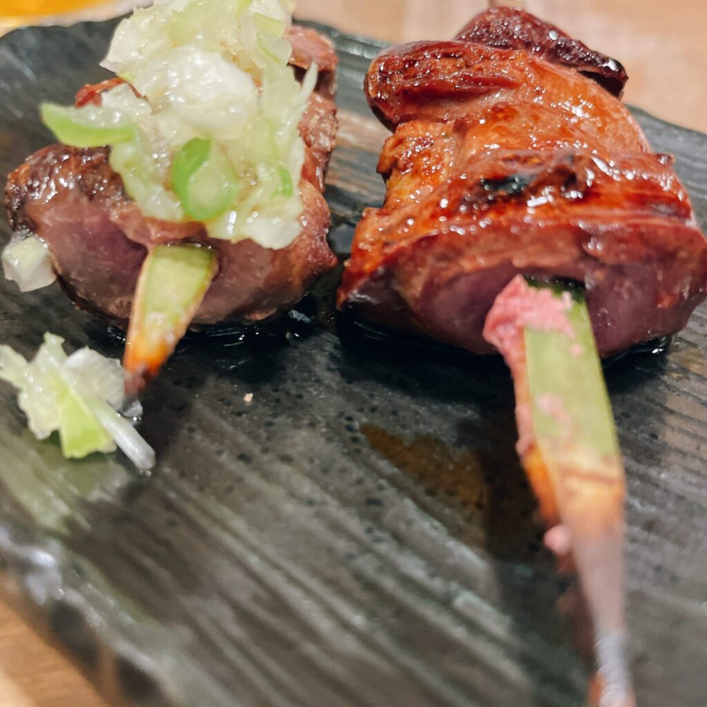 池袋「しょうちゃん」焼き鳥レバー串・白レバー串