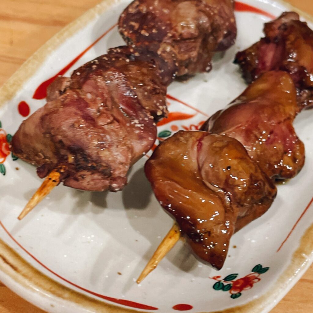 中野「伊勢路」串焼き鳥レバー串