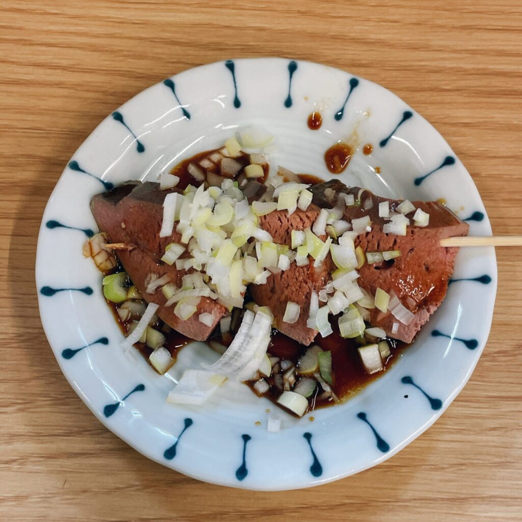 池袋「五の五」豚レバ刺し串