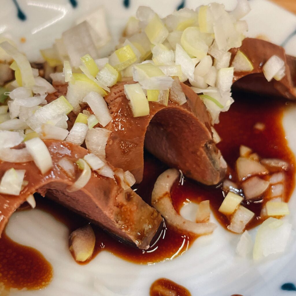 池袋「五の五」豚レバ刺し串