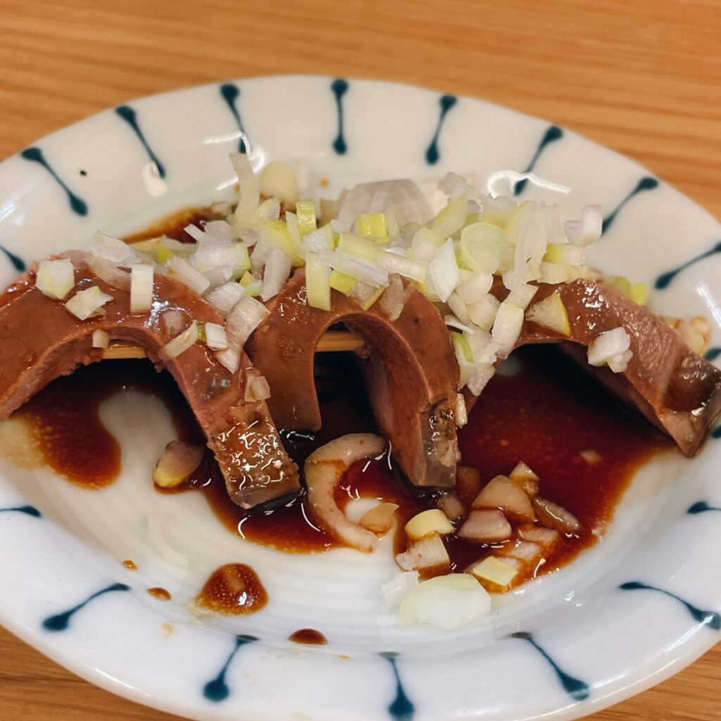 池袋「五の五」豚レバ刺し串