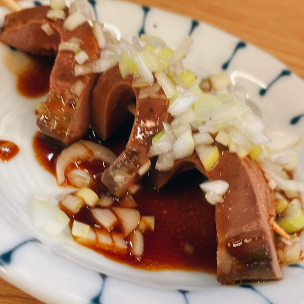 池袋「五の五」豚レバ刺し串