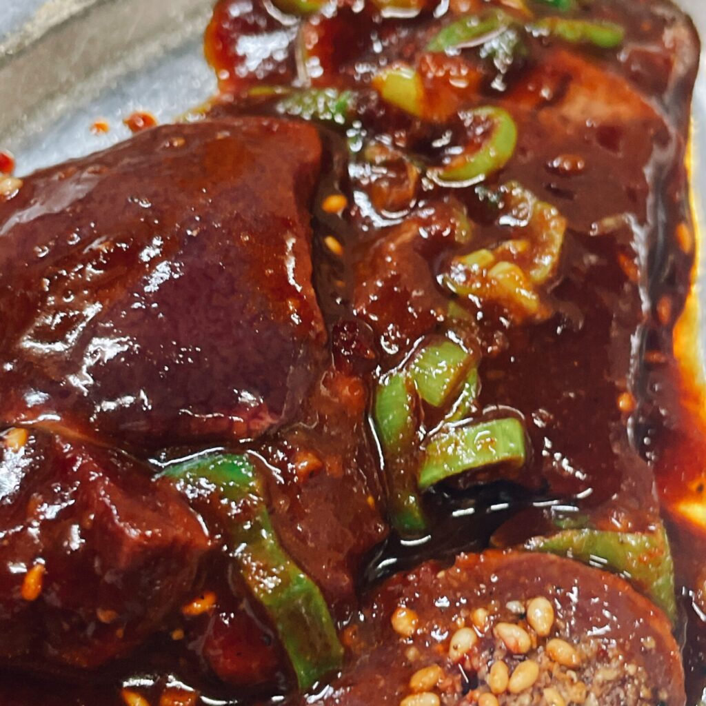 堀切菖蒲園「富吉」牛レバ焼き