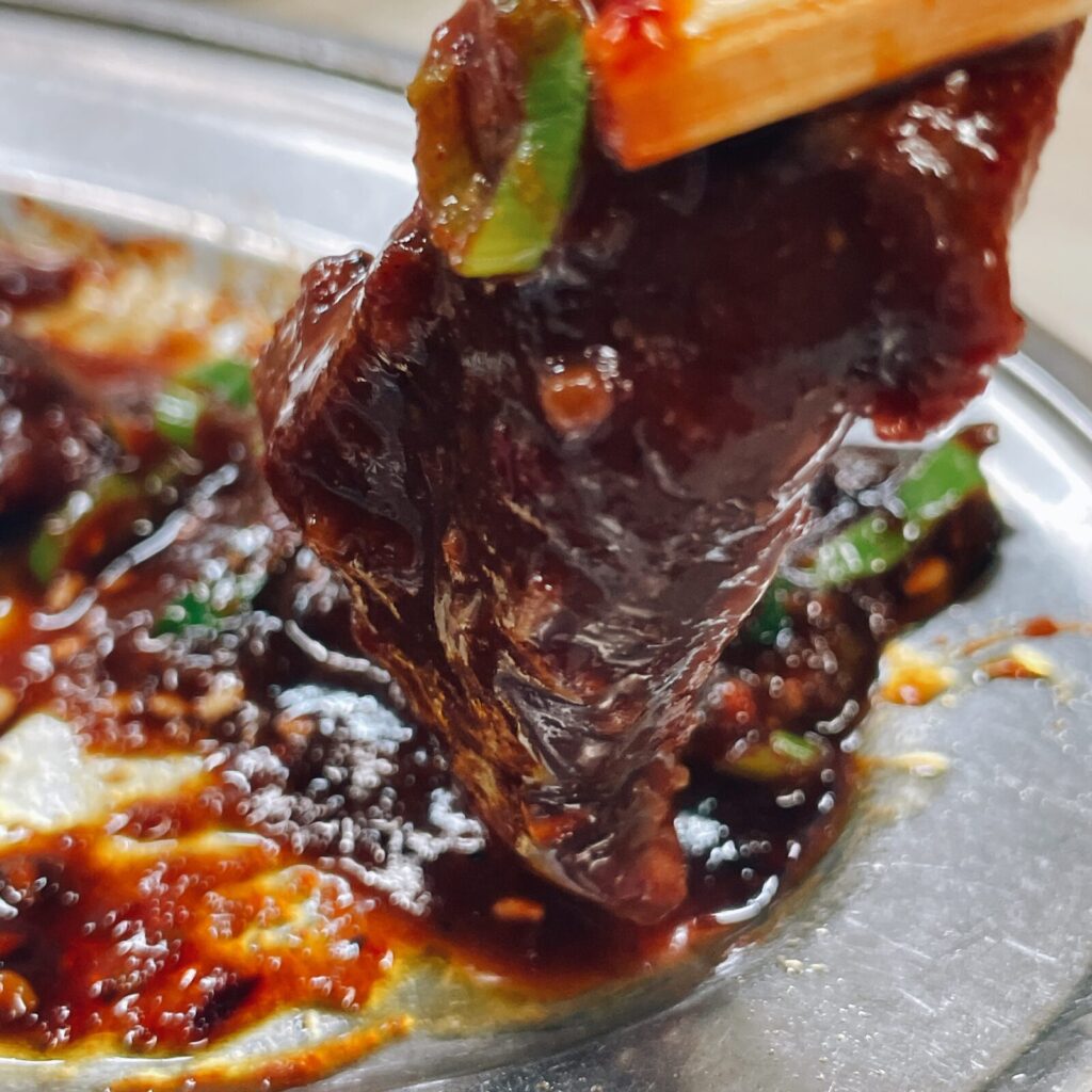 堀切菖蒲園「富吉」牛レバ焼き