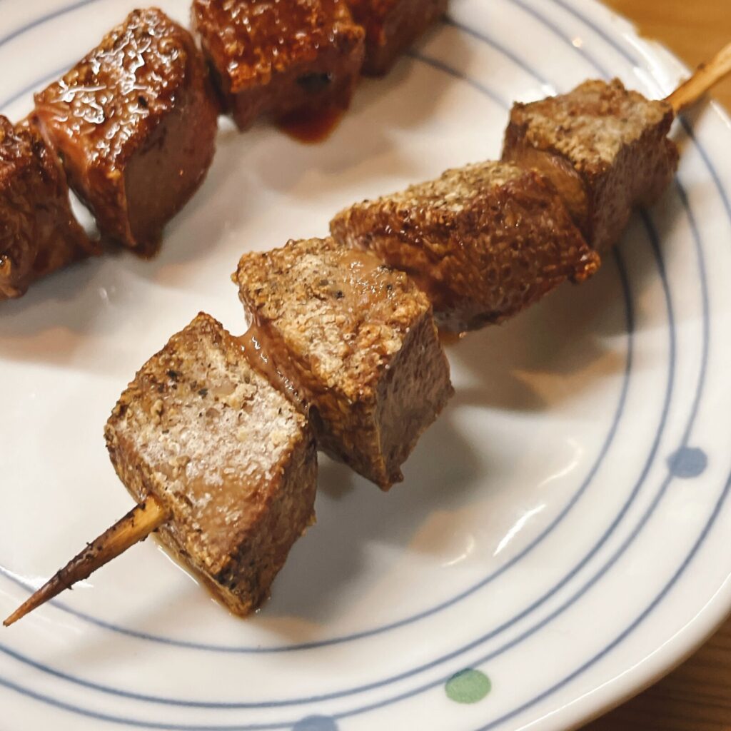 池袋「千登利」やきとん 豚レバー串
