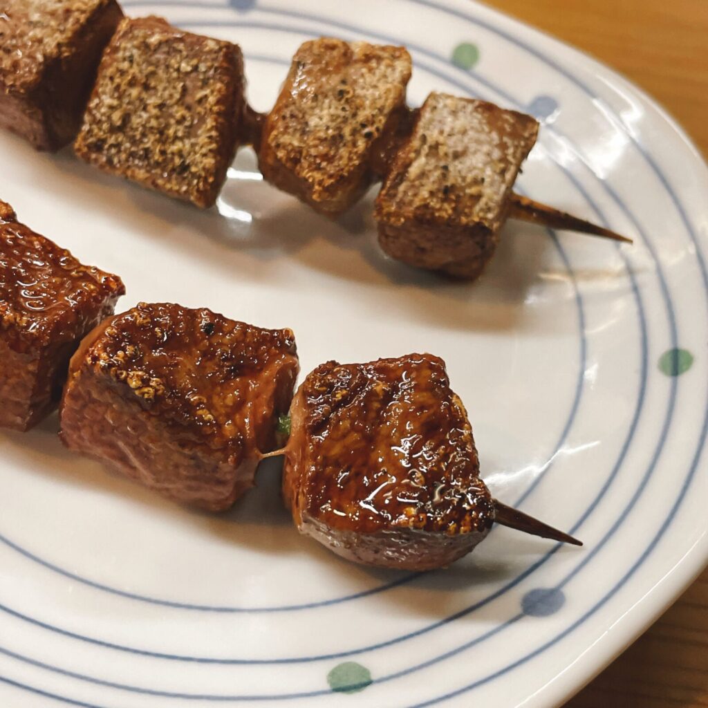 池袋「千登利」やきとん 豚レバー串