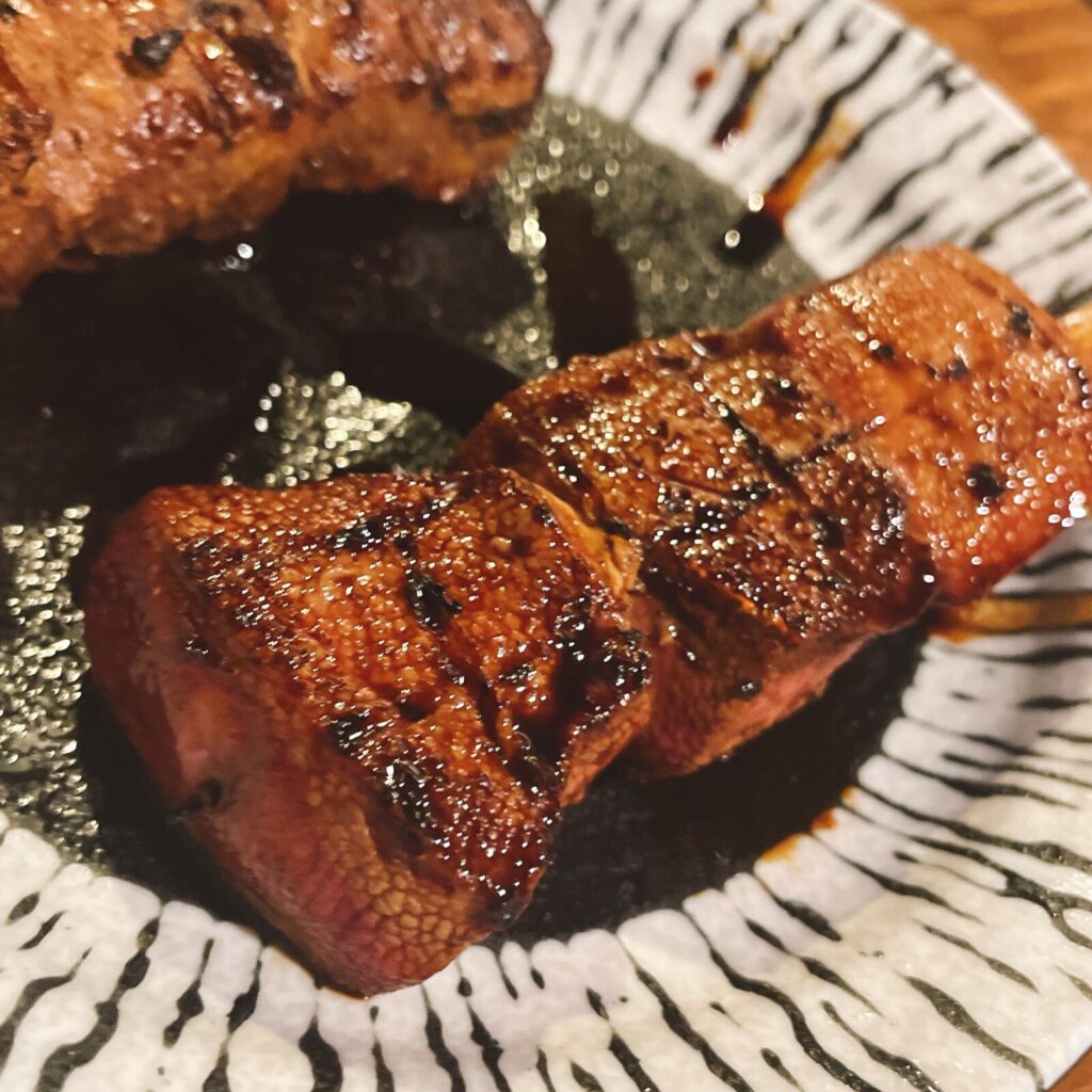 高田馬場「もつ焼きばん」もつ焼きレバー串