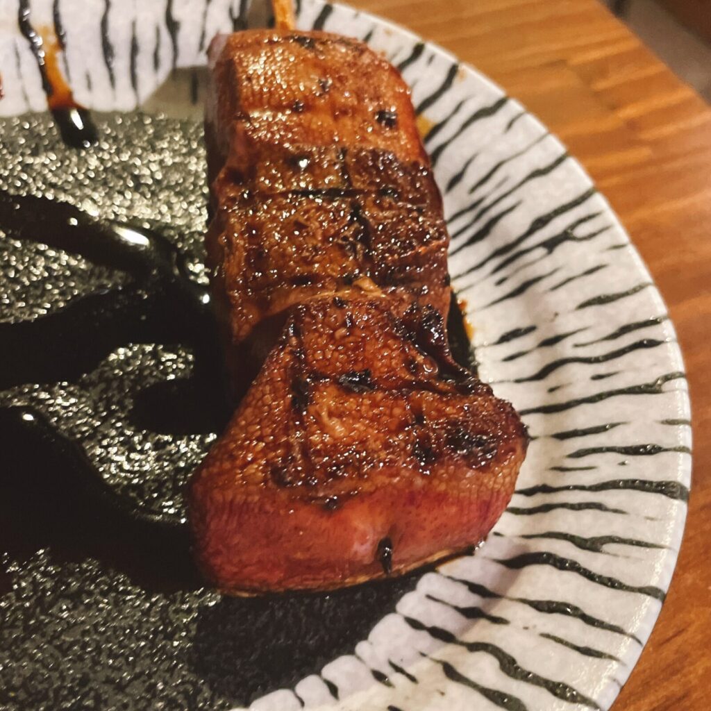 高田馬場「もつ焼きばん」もつ焼きレバー串