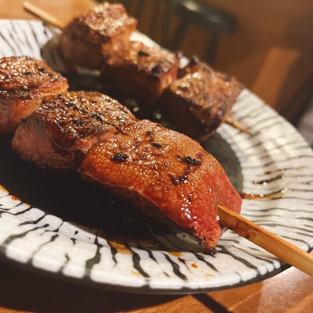 高田馬場「もつ焼きばん」もつ焼きレバー串