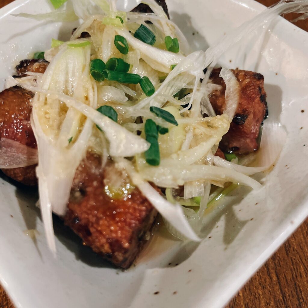 池袋「新橋やきとん」レバテキ