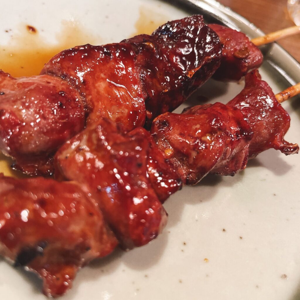 高田馬場「鳥やす」鳥レバー串