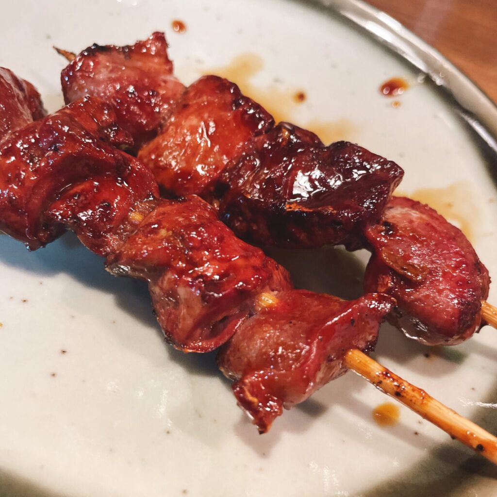 高田馬場「鳥やす」鳥レバー串