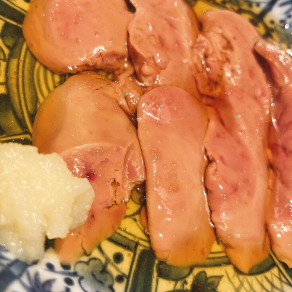 池袋「酔っ手羽」冷製とろレバー