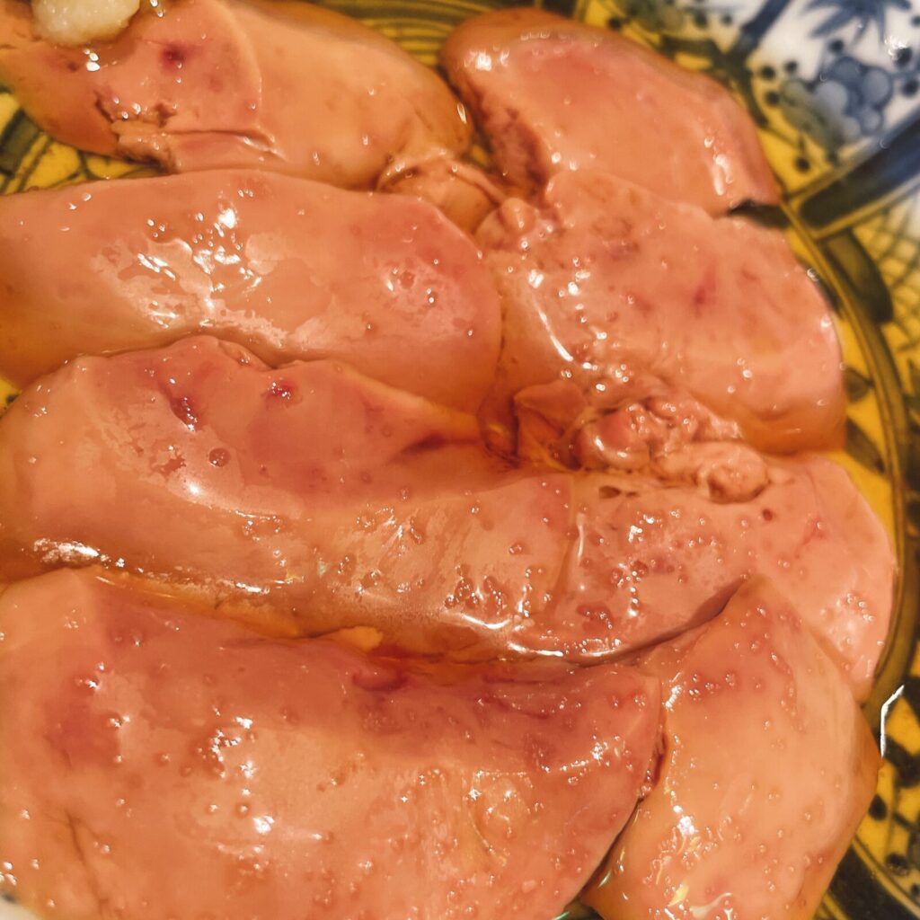 池袋「酔っ手羽」冷製とろレバー