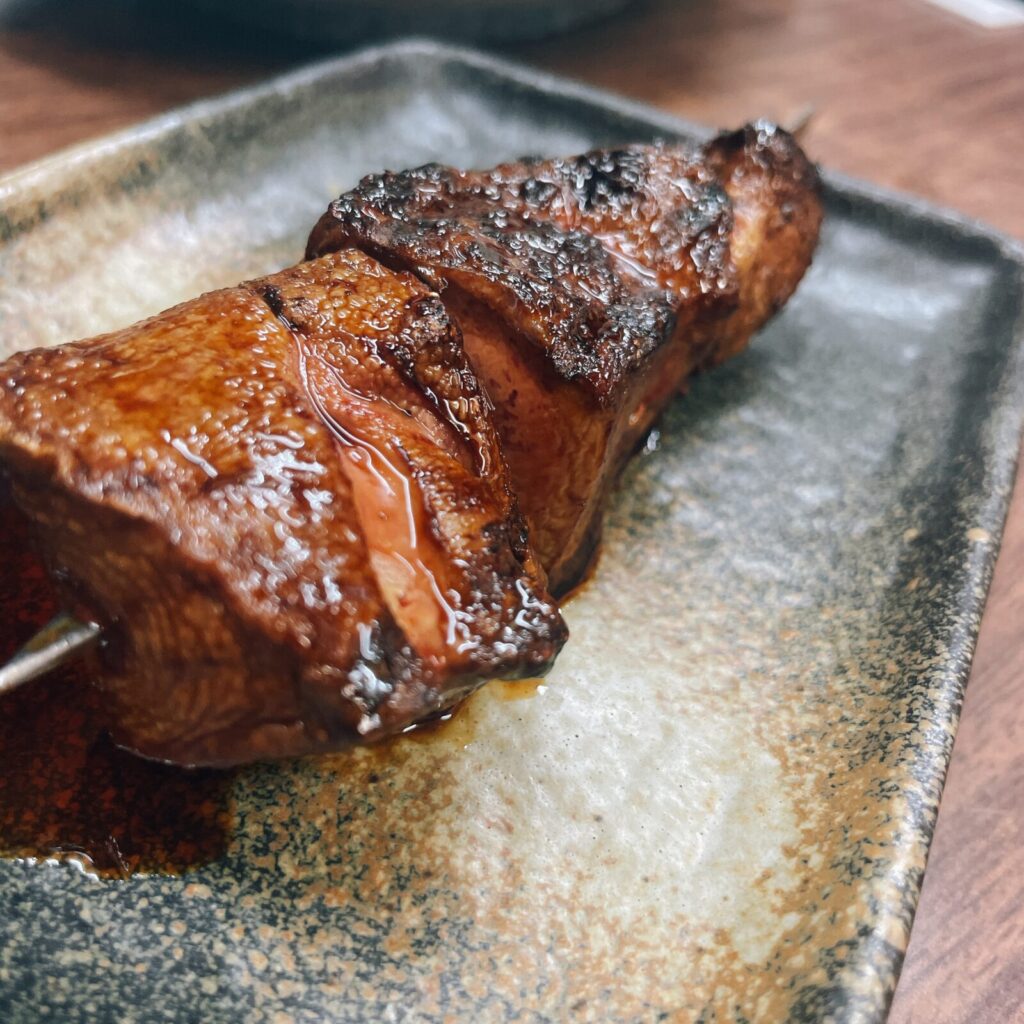 池袋「三福」やきとんレバー串