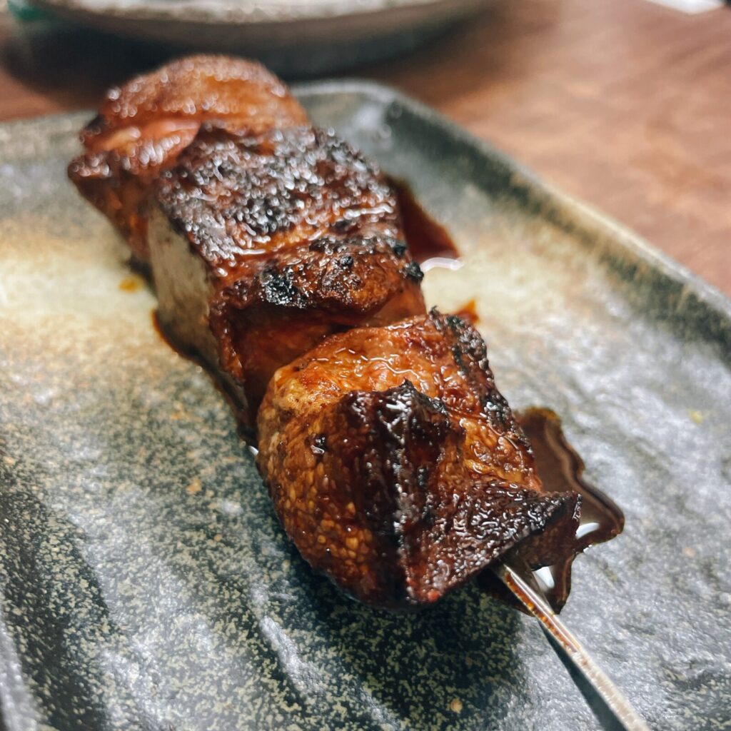 池袋「三福」やきとんレバー串