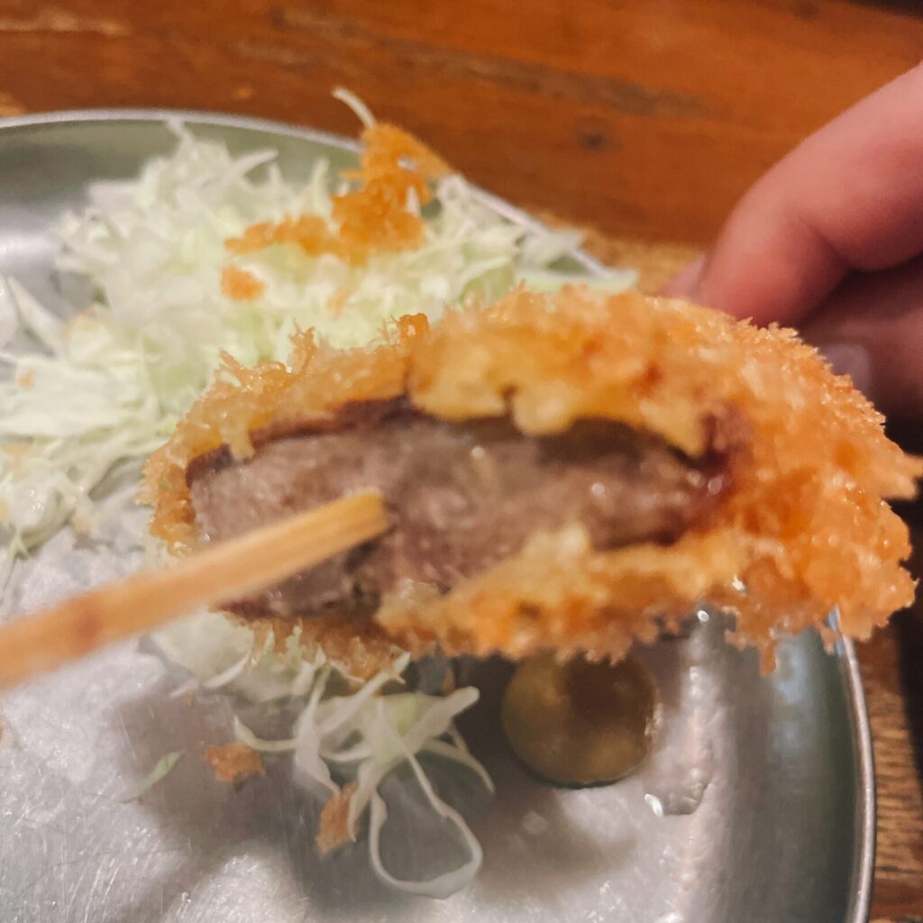 巣鴨「寿や」の揚げ物レバかつ