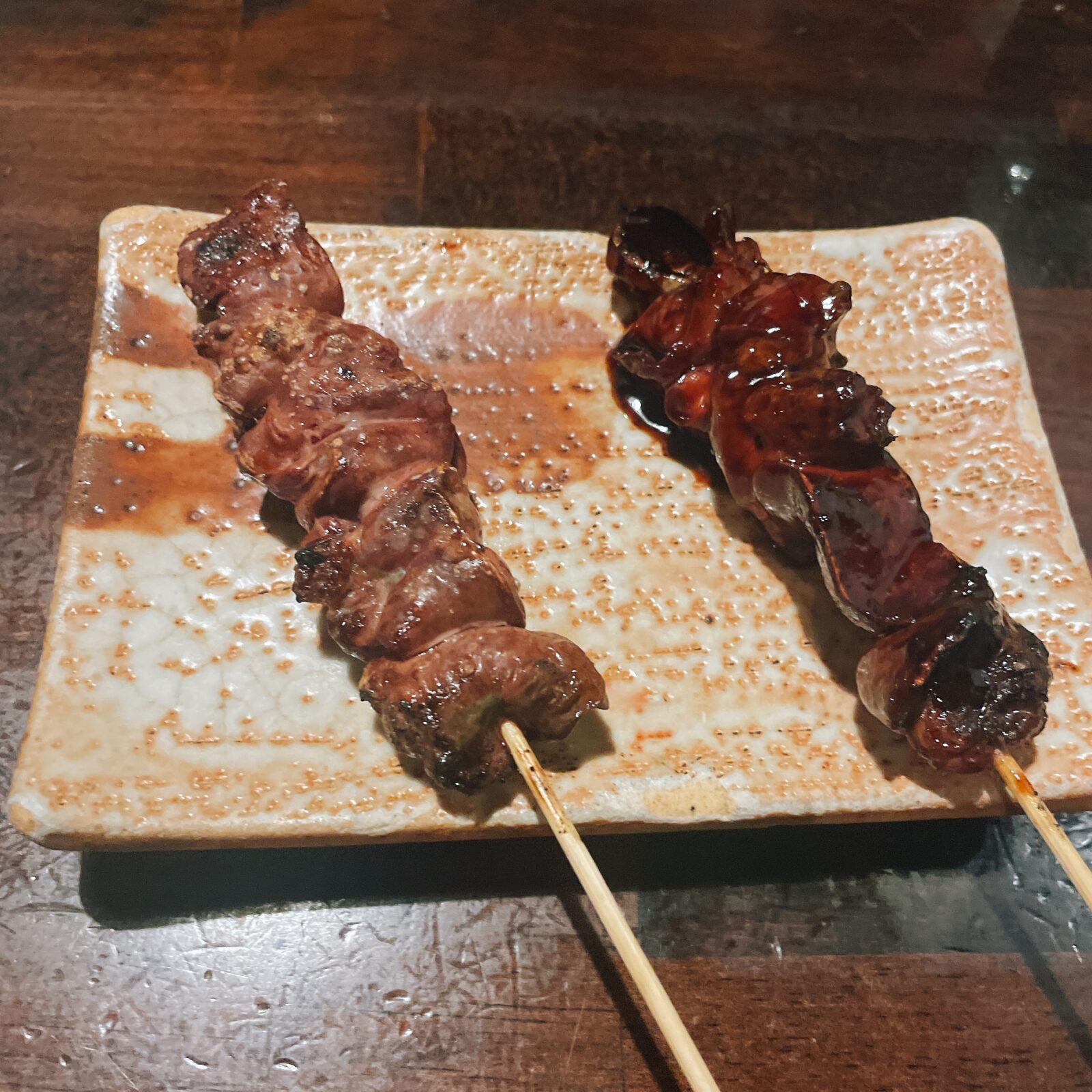 大泉学園「ごち魂」の炭火焼きとり2本盛りレバー