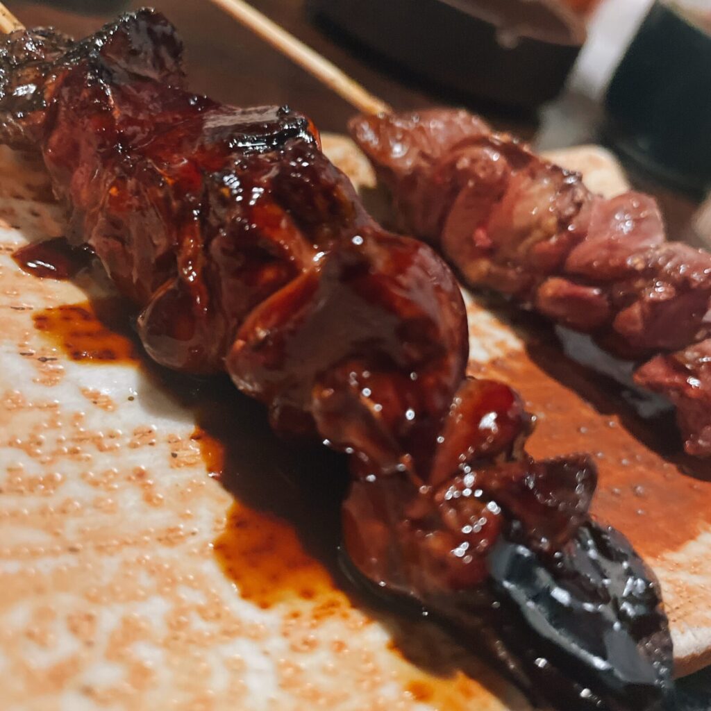 大泉学園「ごち魂」の炭火焼きとり2本盛りレバー