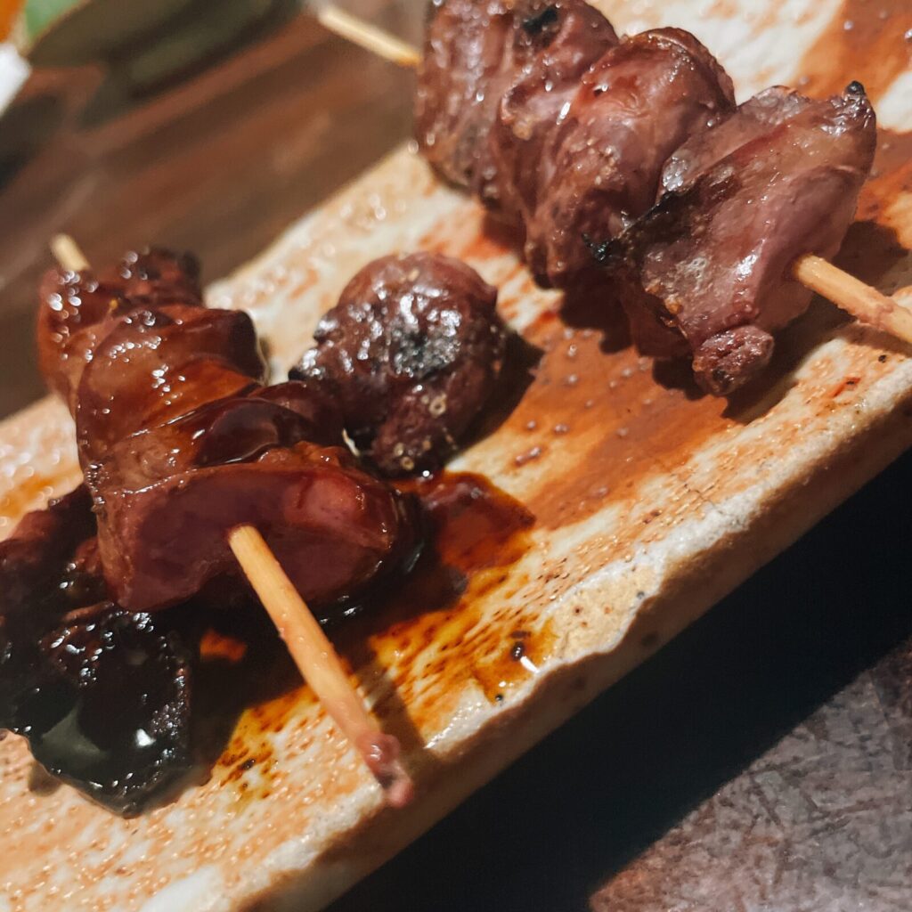 大泉学園「ごち魂」の炭火焼きとり2本盛りレバー