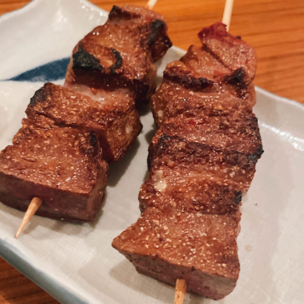 恵比寿「おみっちゃん」やきとりレバー