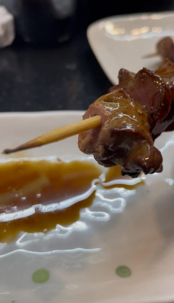 池袋「弁慶」焼き鳥レバー串