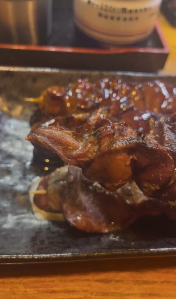 巣鴨「鳥八」鳥レバー串