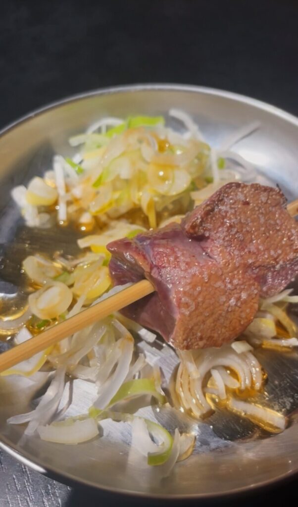 板橋の串焼き「ふるや」の焼きとんレバゴマ
