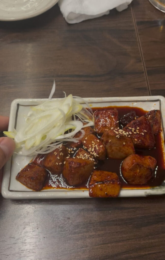 東京・大山「げん」赤レバー