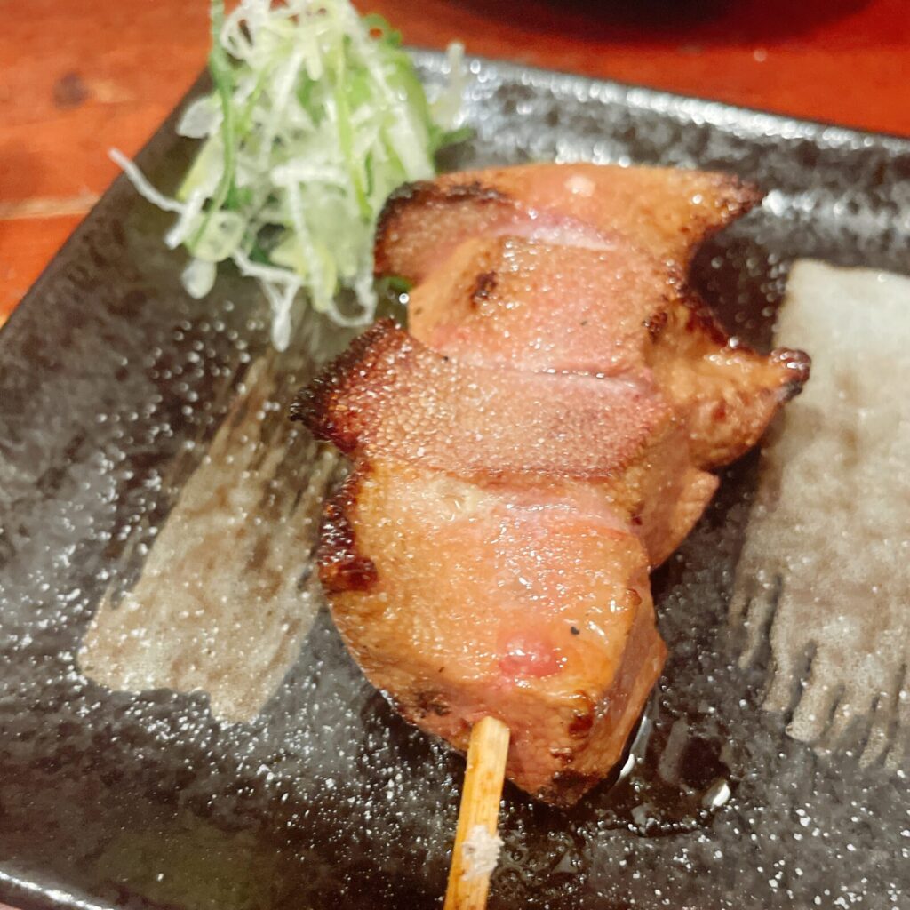 中野「ばかたれずっちゃん」やきとんレバー串