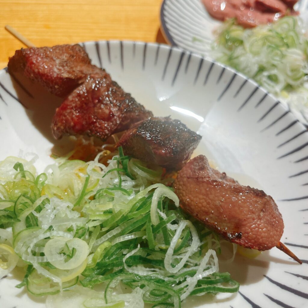 池袋「神田屋」串焼きレバテキ&ごまネギ塩