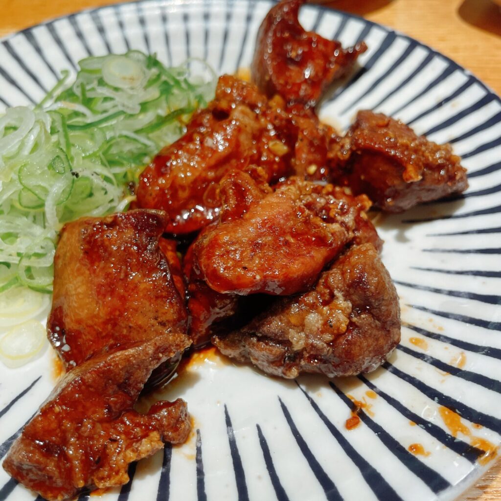 池袋「神田屋」純レバ炒め